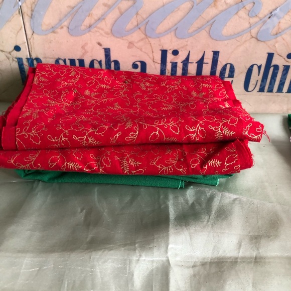 Christmas fabric cuts - Picture 3 of 4
